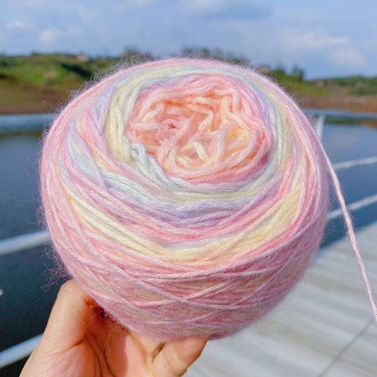 Mohair Yarn Knitting Yarn, Fancy Fluffy Wool Knitting Yarn, Wool Gradient Rainbow Knitting Yarn, 8% Wool 54% Acrylic 9% Nylon 29% Polyester Knitting Yarn