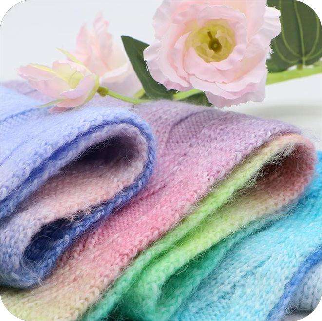 Schematic diagram of fabric pieces of gradient color yarn, gradient color yarn wholesale