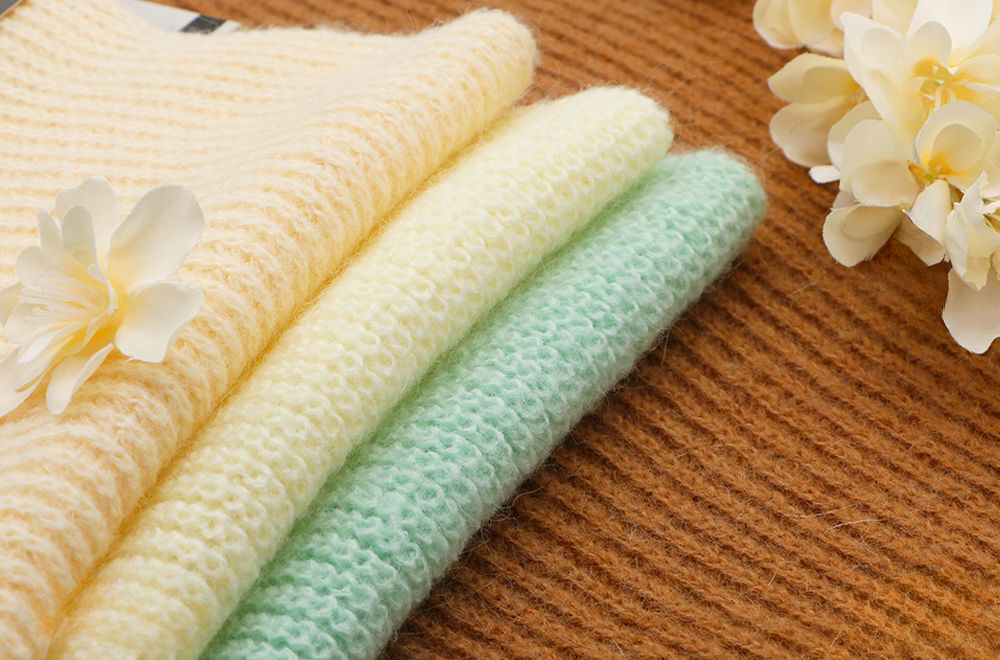 Fancy yarn knitting material, 13nm/1 low ratio mohair knitting material, 6% mohair 11% wool 38% acrylic 45% nylon blended yarn knitting material, 13nm/1 Jumar South Africa mohair knitting material