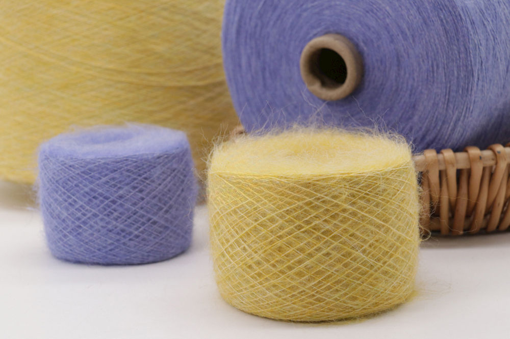 Merino wool sweater yarn 13NM/1, high percentage mohair 32% alpaca 32% merino wool 36% nylon knitting blend yarn, 13NM/1 high percentage alpaca wool